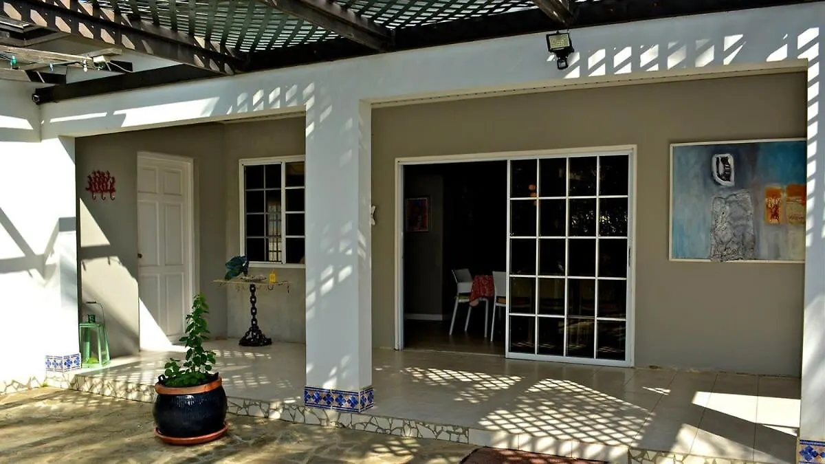 Parrot Villa - Stunning Vacation Home Near Eagle Beach Palm Beach 0*,  Aruba